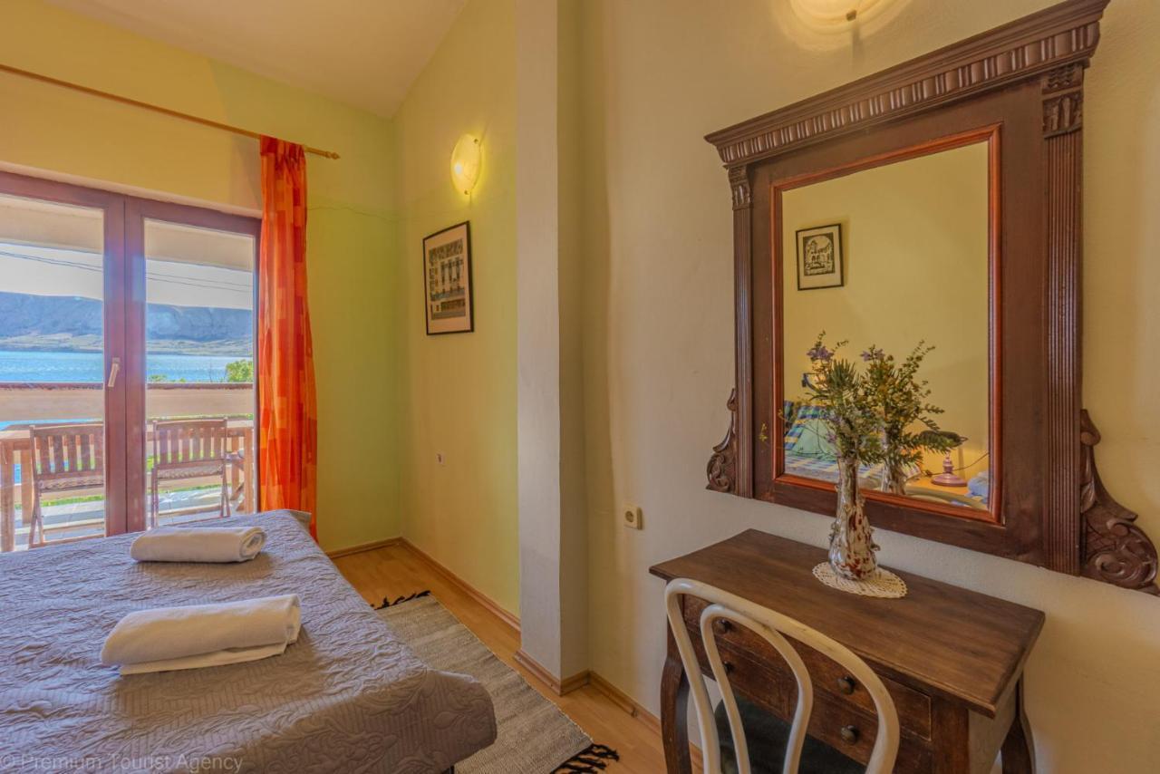 Zdenko Appartement Metajna Buitenkant foto